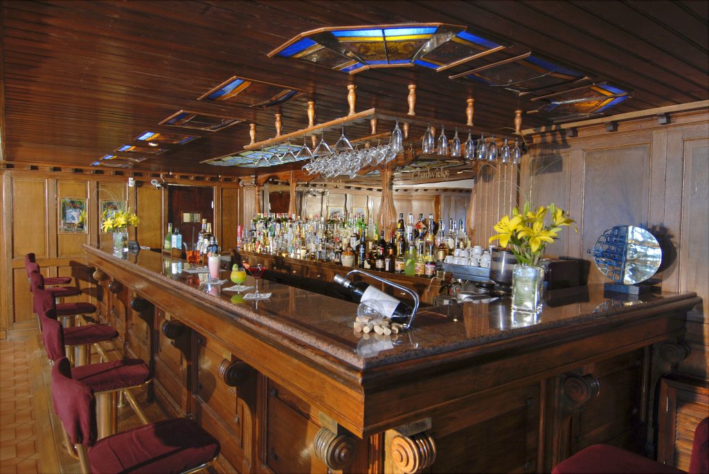 Bar Chadwicks